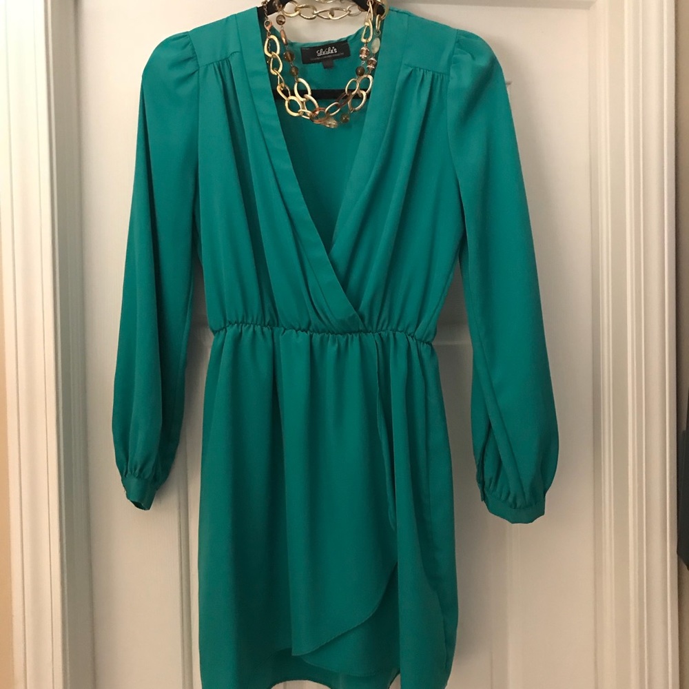 Gorgeous green fun dress